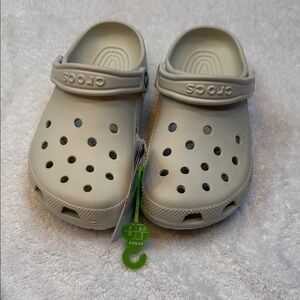 NWT Crocs Classic Clog